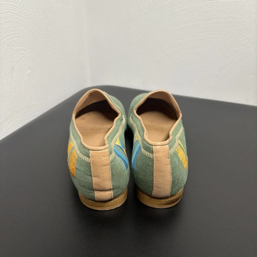 Jon Josef women's green‎ canvas closed toe flat pump shoes size 7.5B